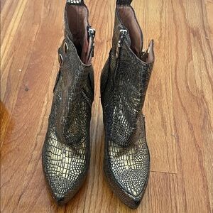 Leather Black and Gold Women's Ankle Boots Jeffrey Campbell